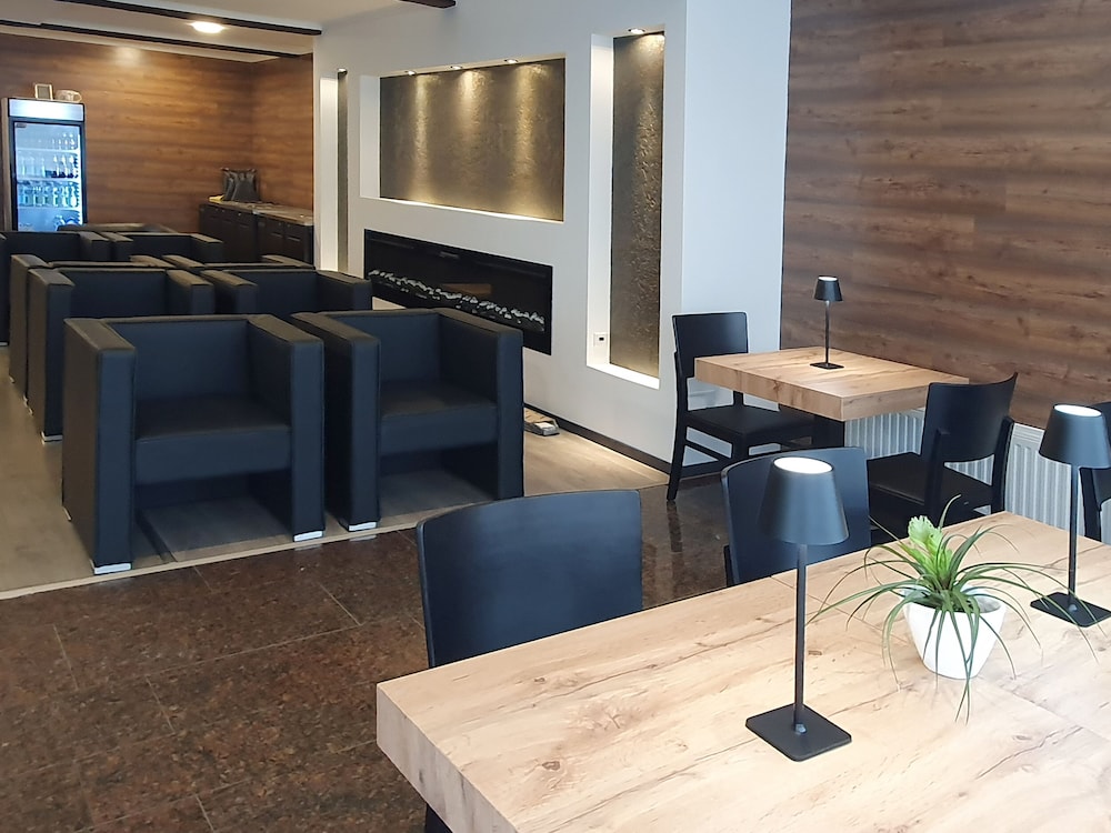 Rheingoldhotel 44/63