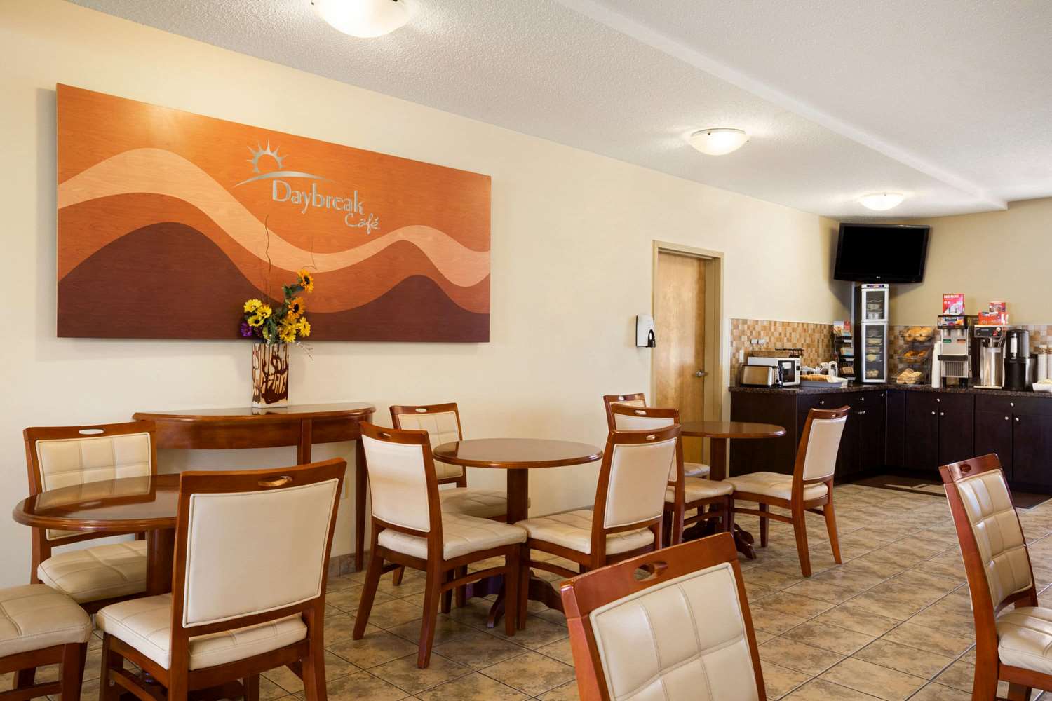 Days Inn By Wyndham Bonnyville 40/52
