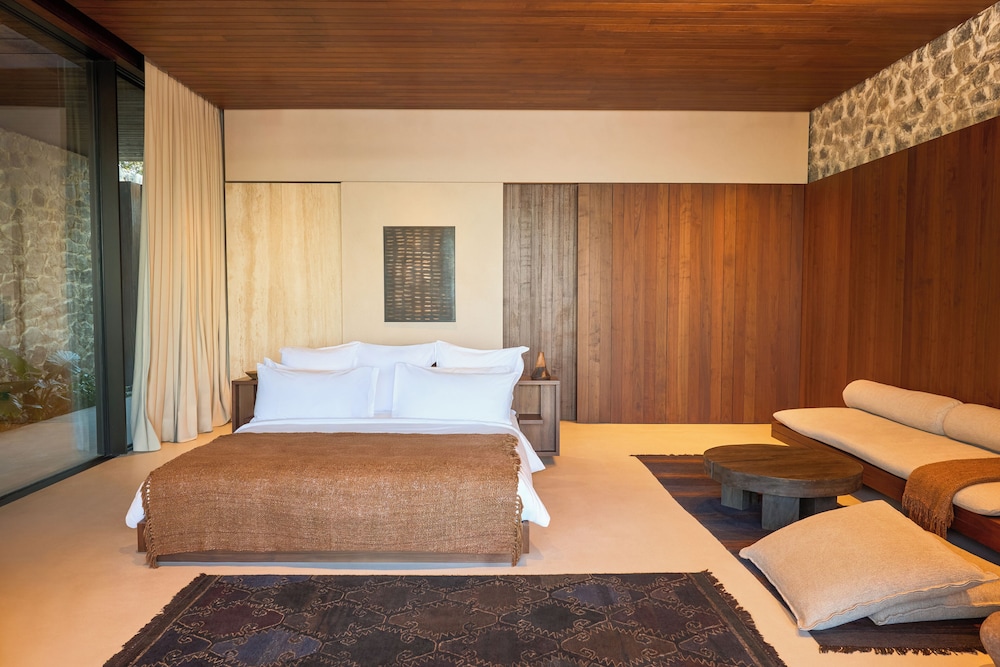 Island, Villa, King Bed