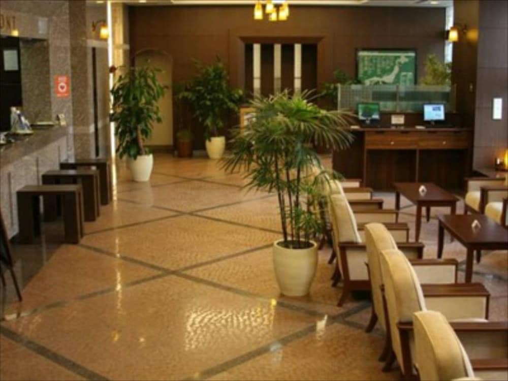 Hotel Route Inn Tomakomai Ekimae 33/40