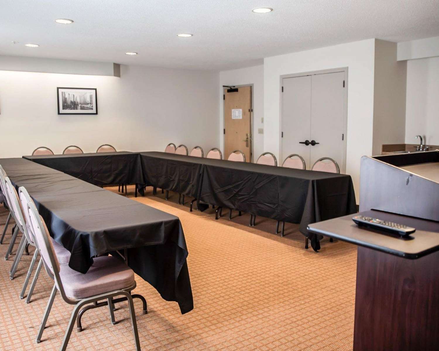 Wingate by Wyndham Bel Air I-95 Exit 77A / APG Area 37/44