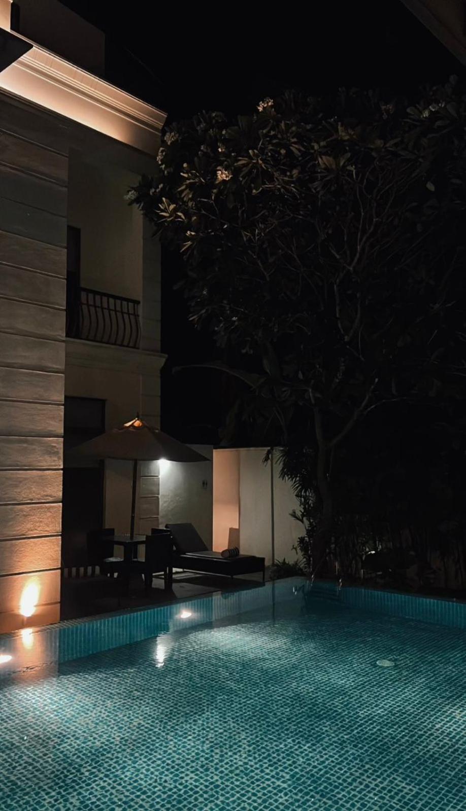 Kevans Casa City Hotel 32/35