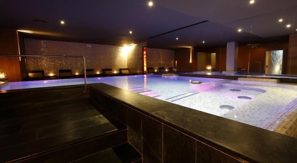 DV Chalet Boutique Hotel and Spa 7/18
