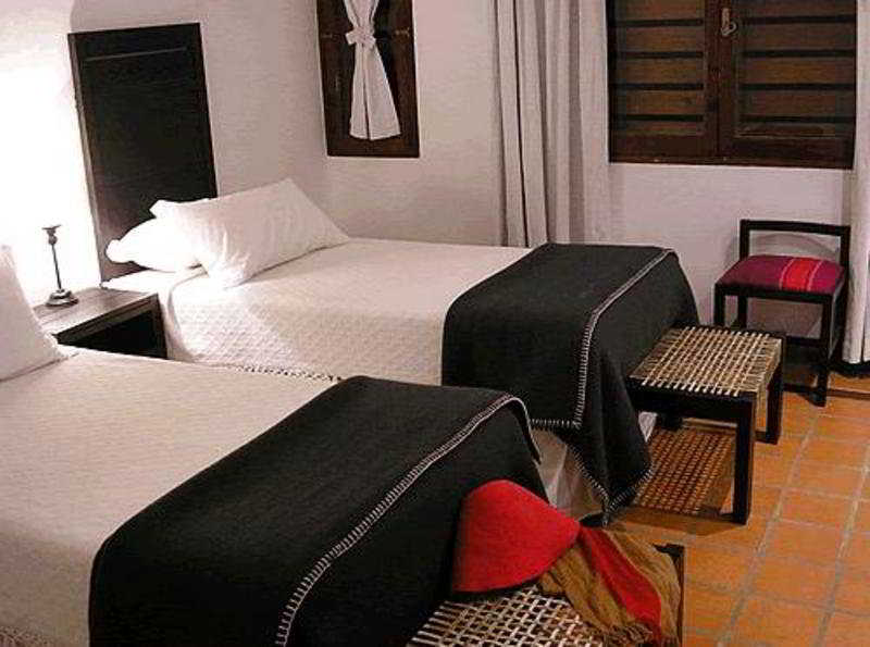 Hotel Iruya 9/23