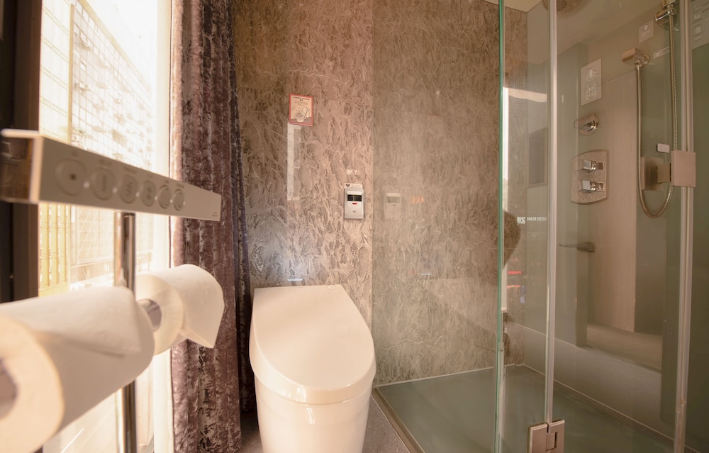Inhouse Hotel Heritage 64/68