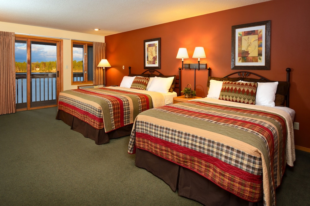 The Pointe Hotel and Suites 11/51