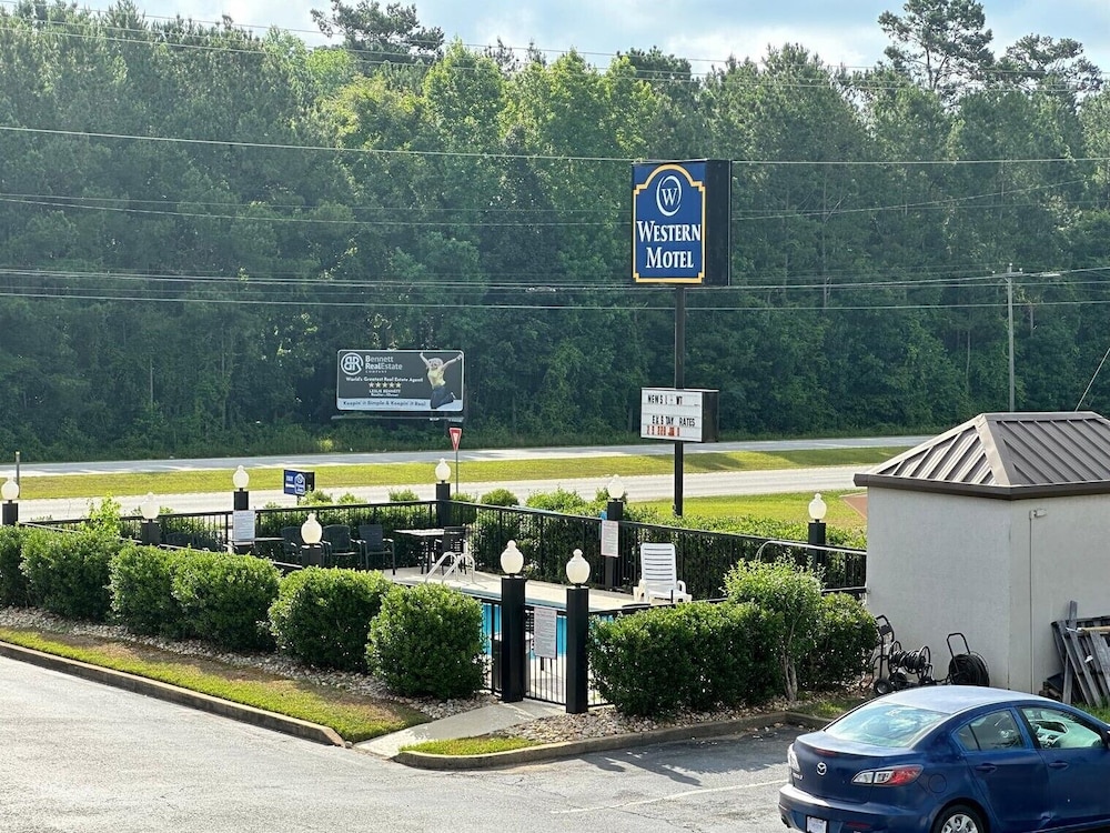 Western Motel, Thomasville 52/56
