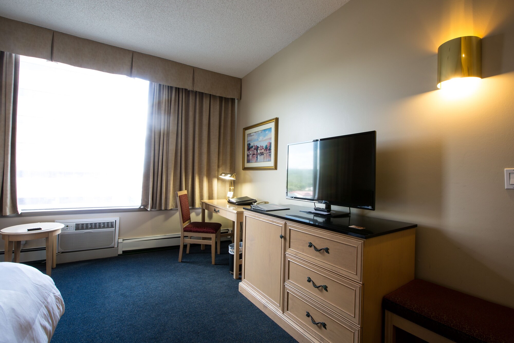 Tower, Deluxe, King Bed
