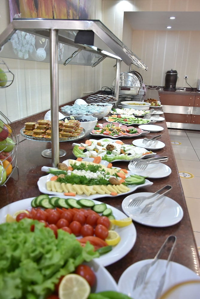 restaurant-cafeteria
