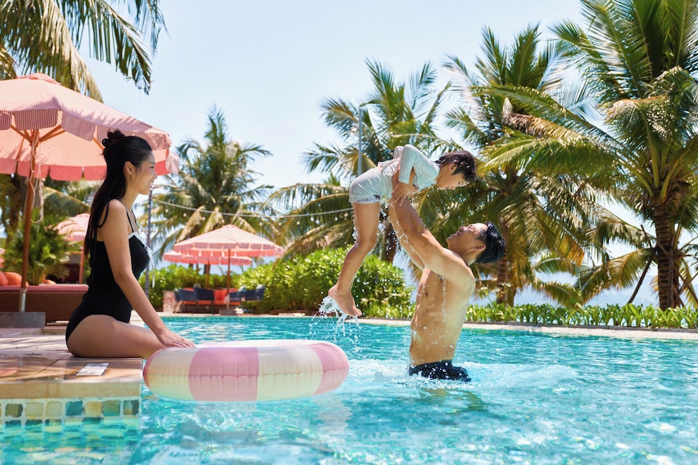 Signature By M Village Beach Front Hotel, a brand of Modern Village Lifestyle 39/50