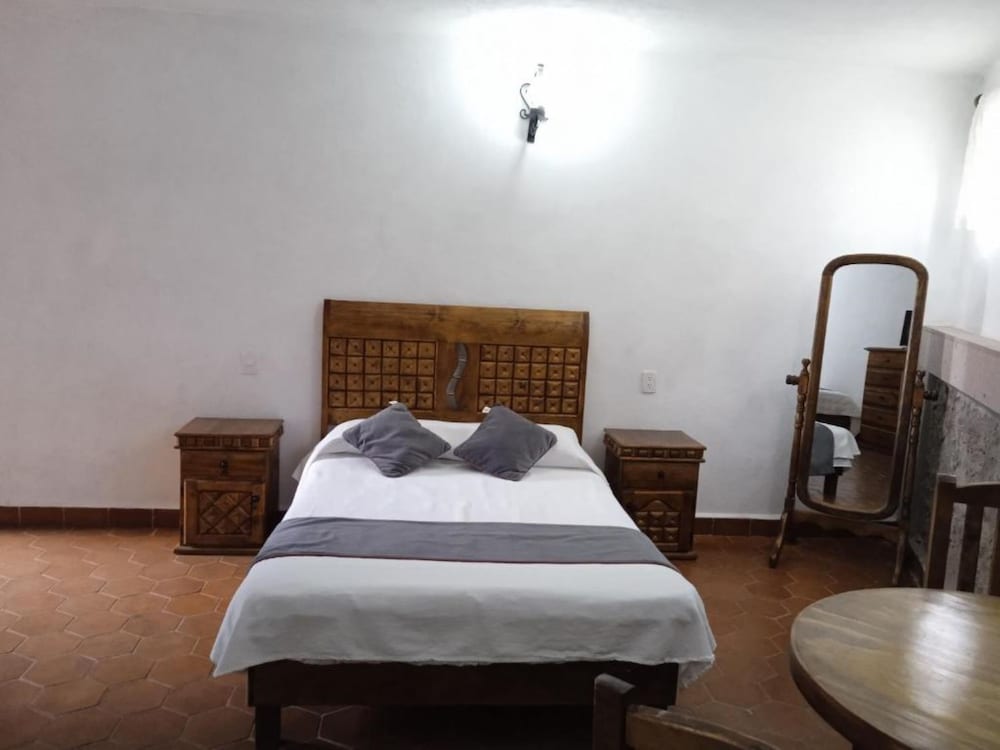 Hotel Valle Bonito, Valle de Bravo 26/38