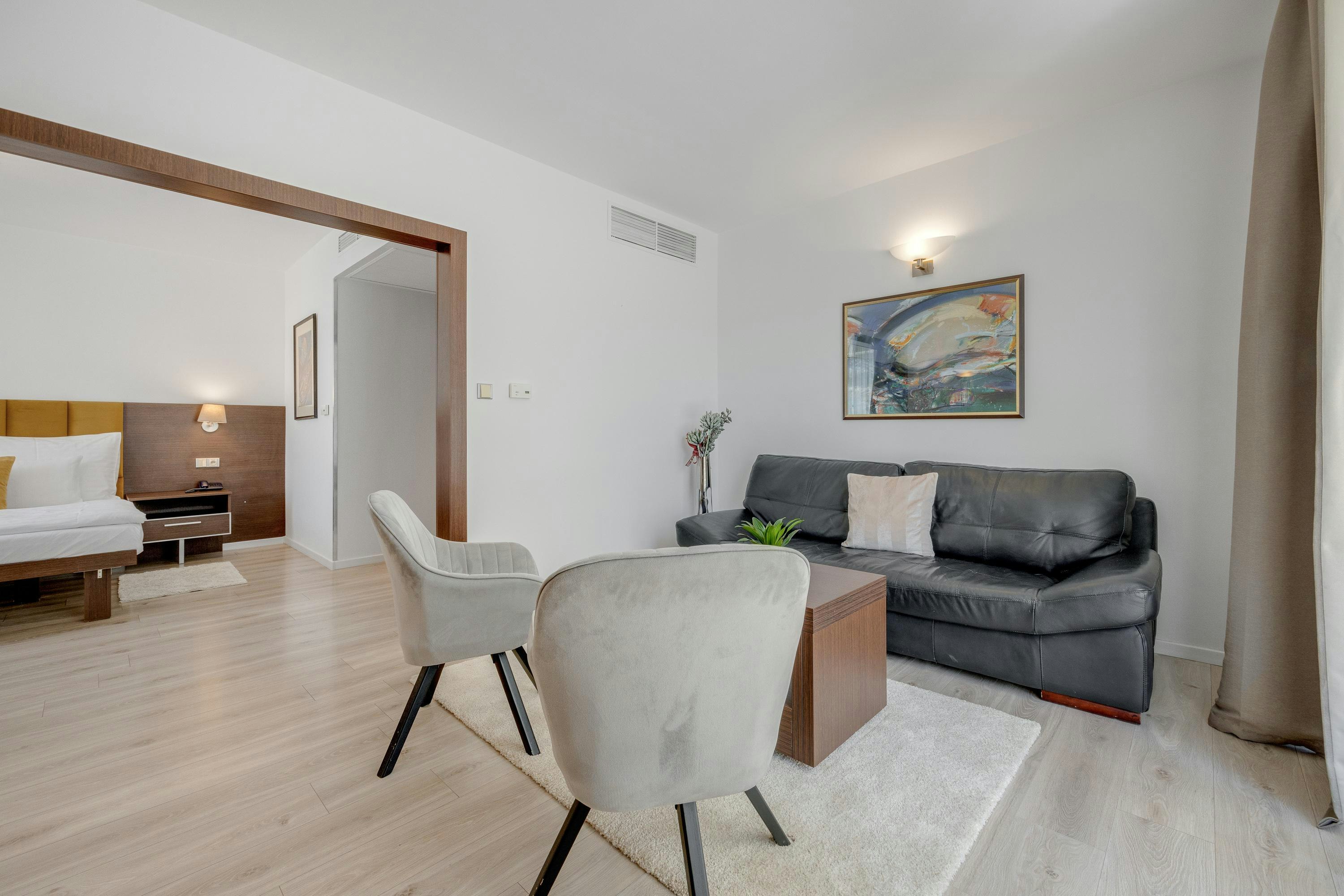 Antares Hotel 40/54