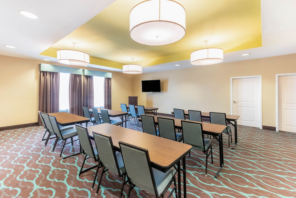 La Quinta Inn And Suites Carlsbad 44/59