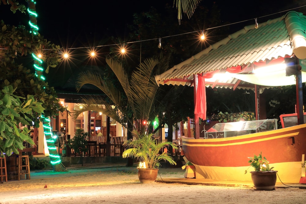 Da Kanda Villa Beach Resort 6/69