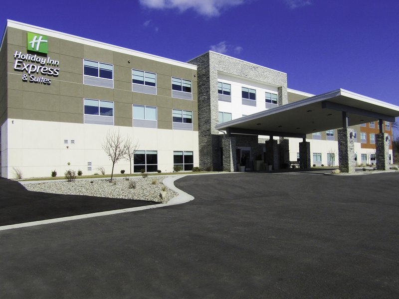 Holiday Inn Express Suites Coldwater 47/50
