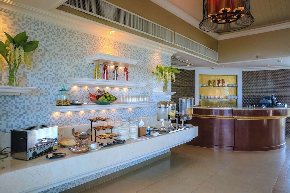Dusit Thani Hua Hin 14/94