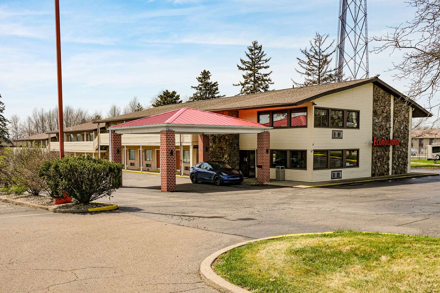 Econo Lodge Wooster, OH 2/9