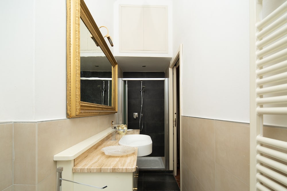 Bardi Suite 8/8