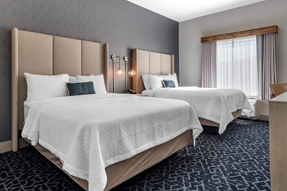 Room, 2 Queen Beds, Wing Building