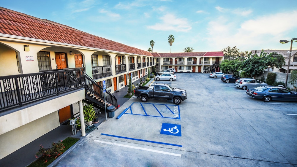 Chariot Inn 17/29