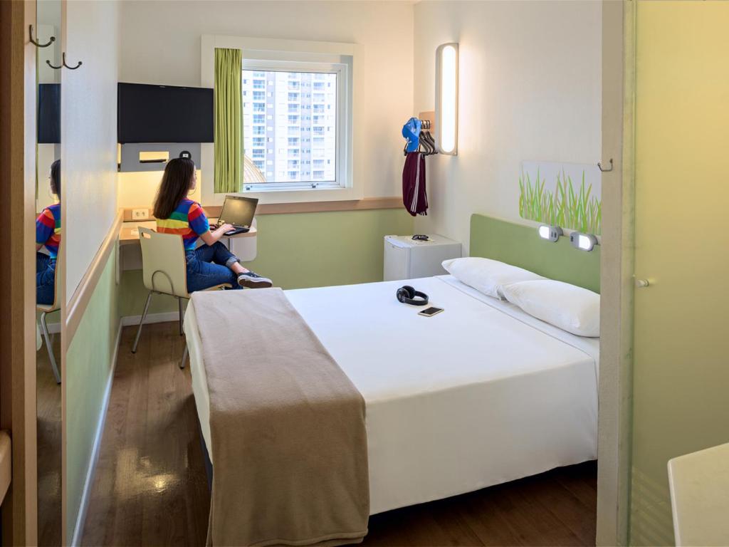 Superior, King Bed, ibis budget Sao Paulo Paraiso 4/5