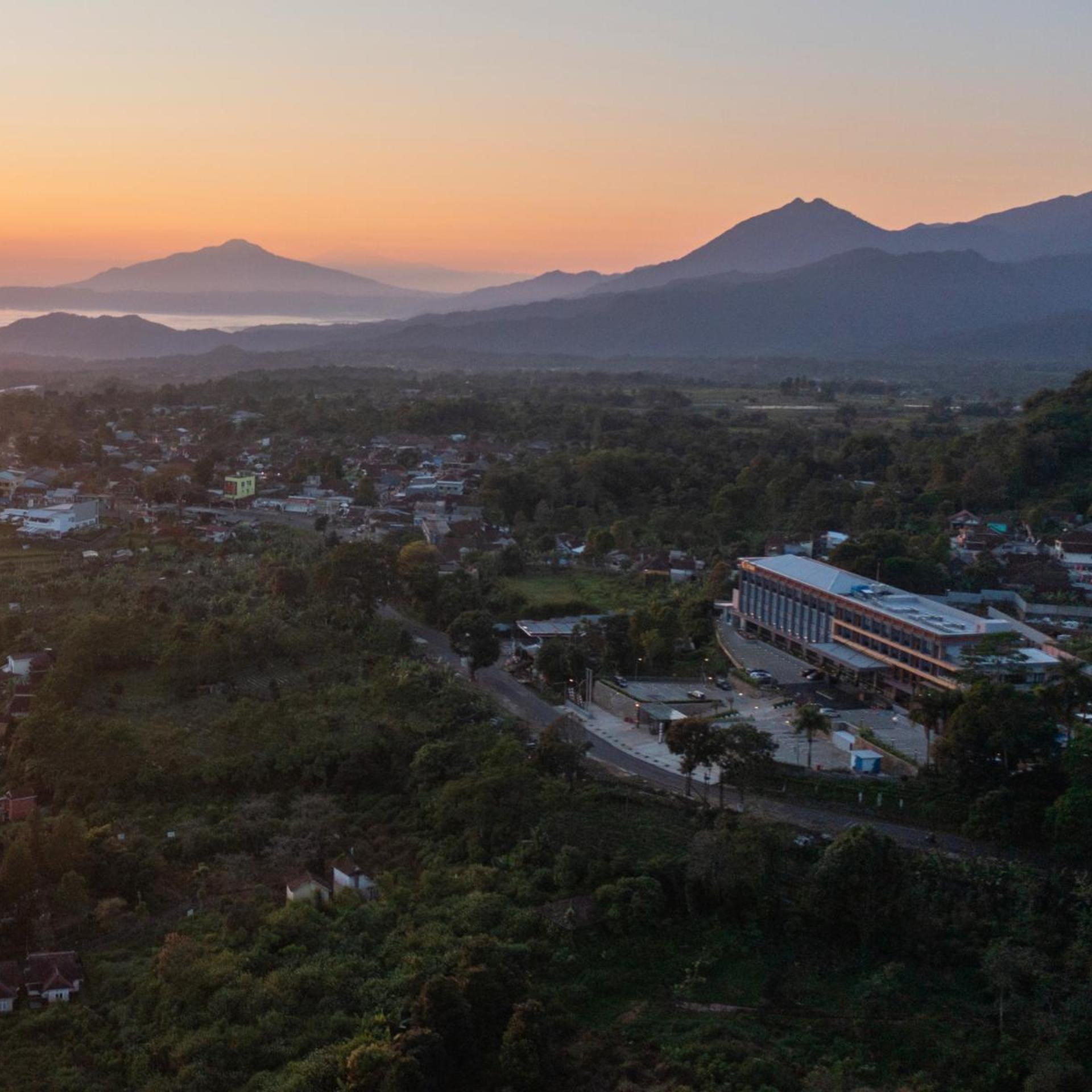 Laska Hotel and Resort Ciater 41/49