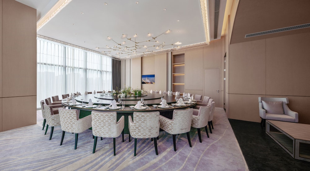 Grand Bay Hotel Chengdu 37/50