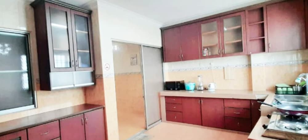 Hotel Budget Sri Bahau 22/25