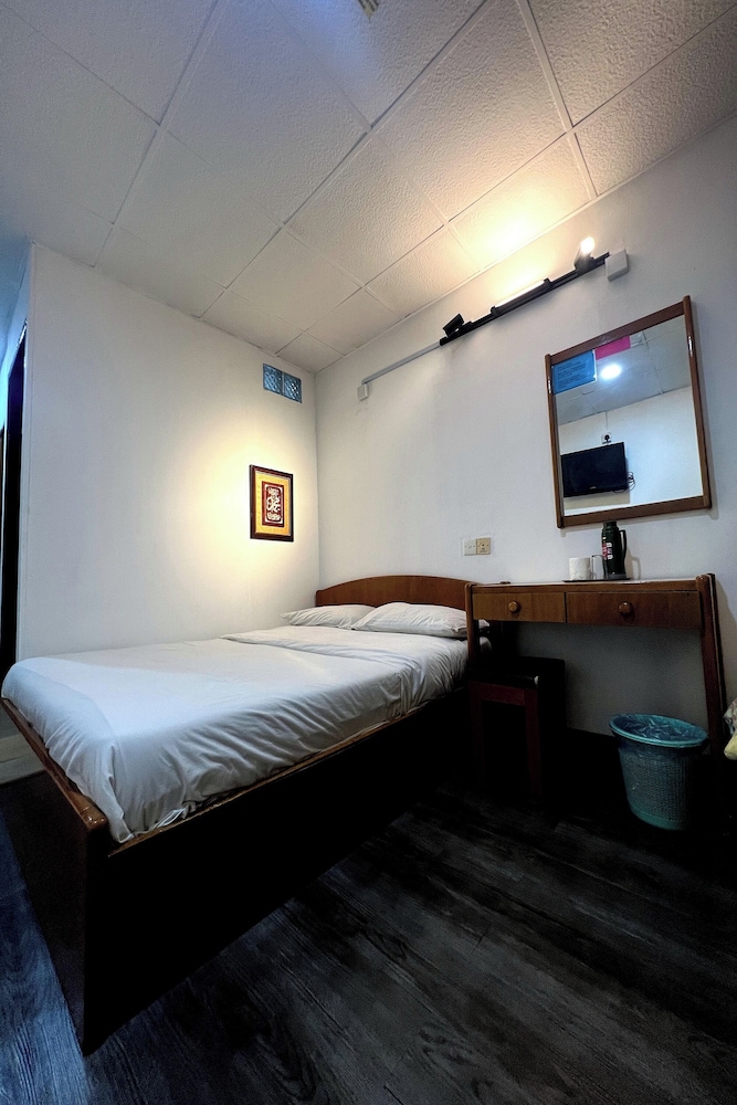 Madani Muslim Hotel 21/34