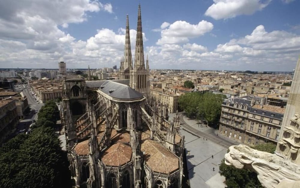 Mercure Bordeaux Centre Hotel 55/60