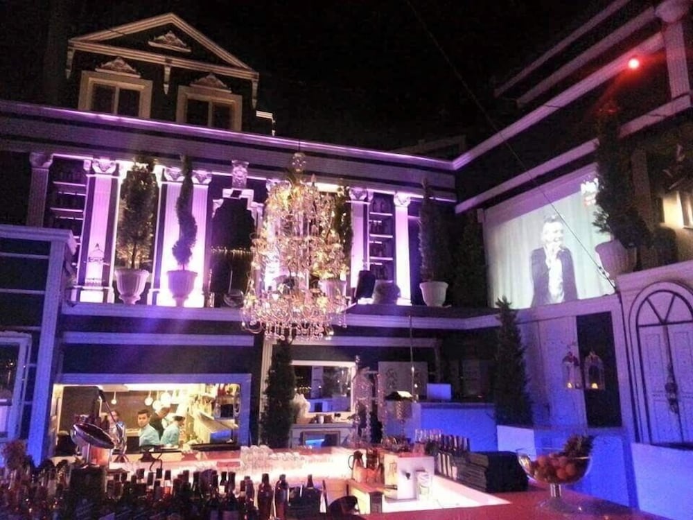 Camlik 87 Hotel Ayvalik 10/63