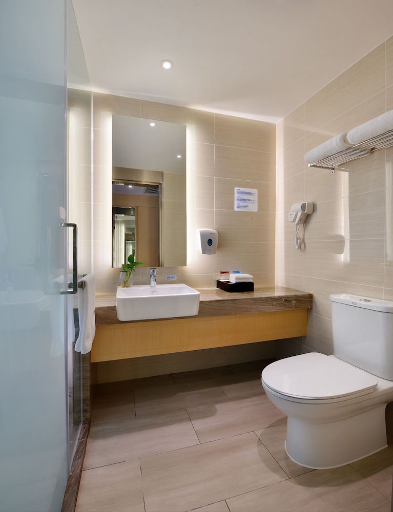 Holiday Inn Express Chengdu Tianhe 9/52