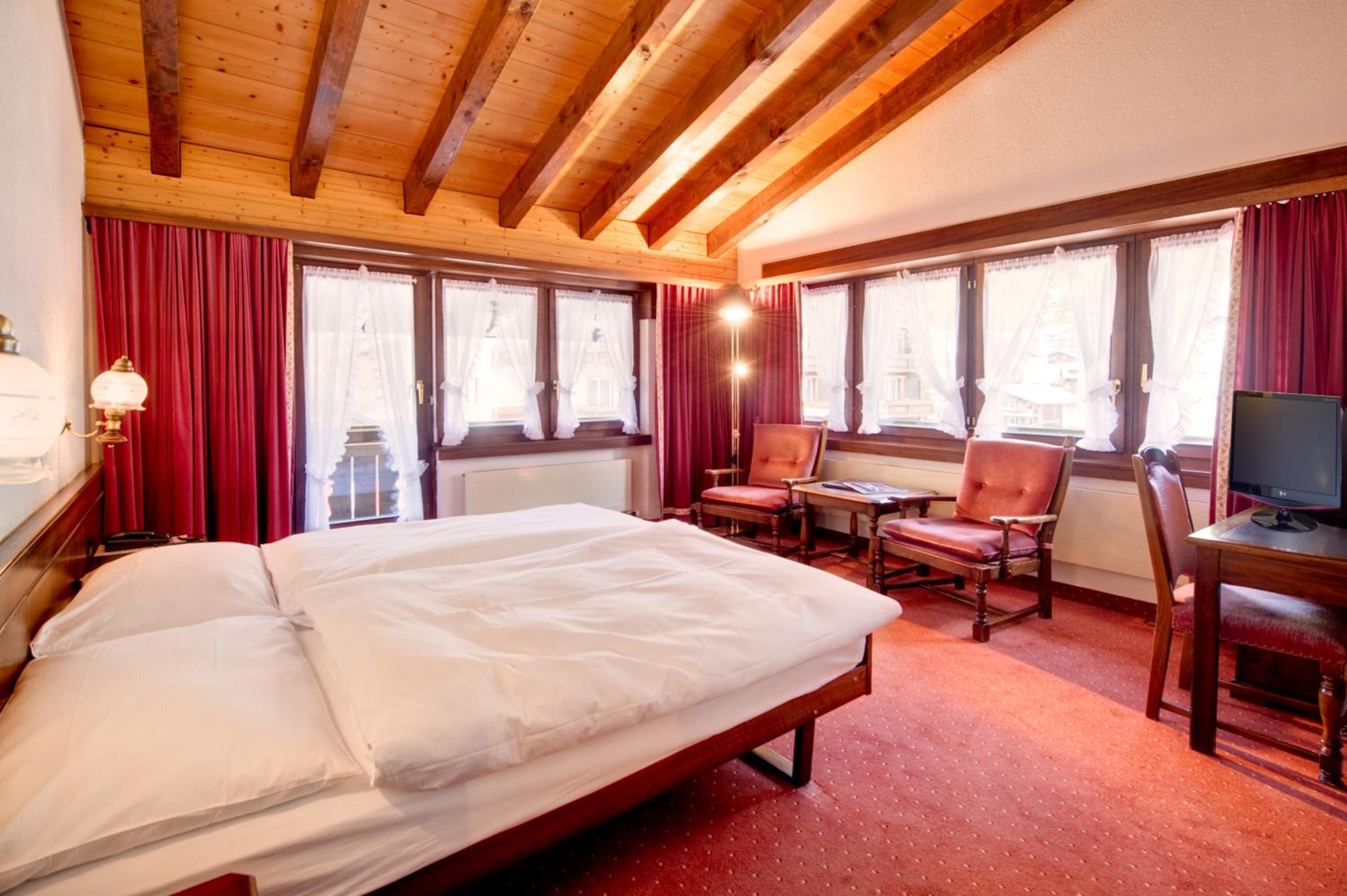 Room, Double Bed