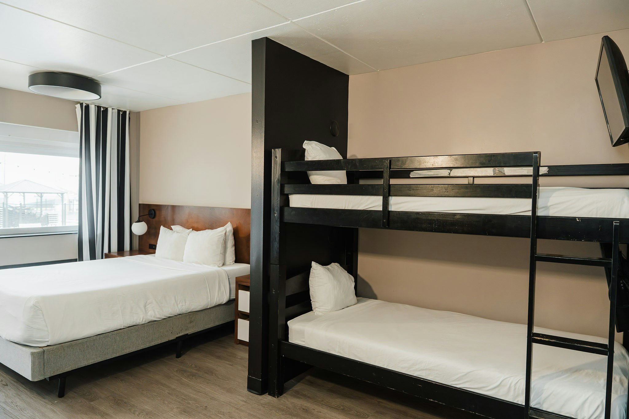 Room, Bunk Bed, Queen Bed, Pool Side