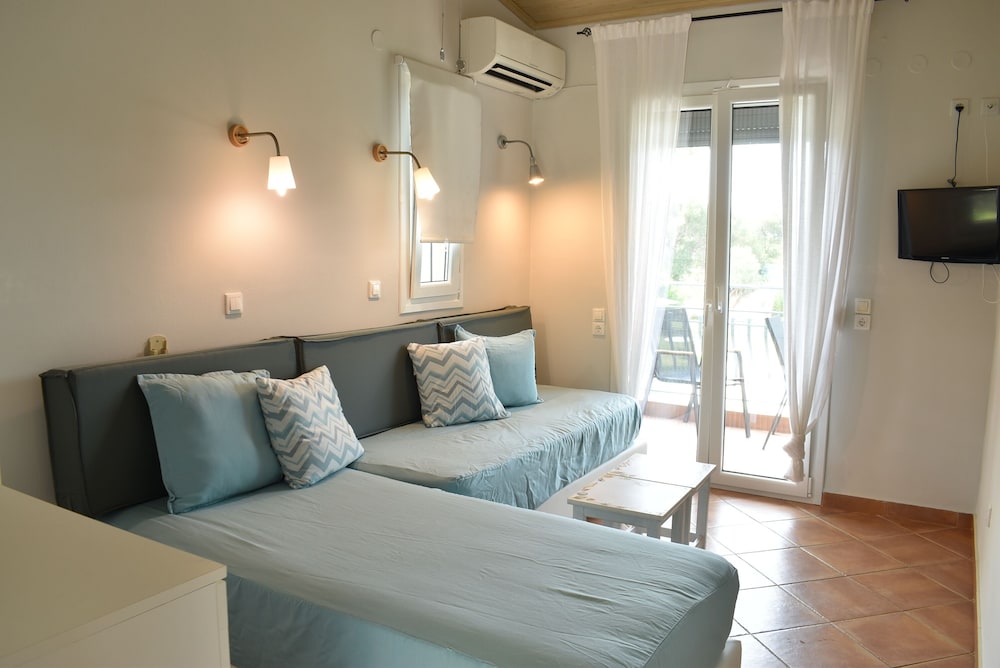 Simatos Apartments & Studios 28/50