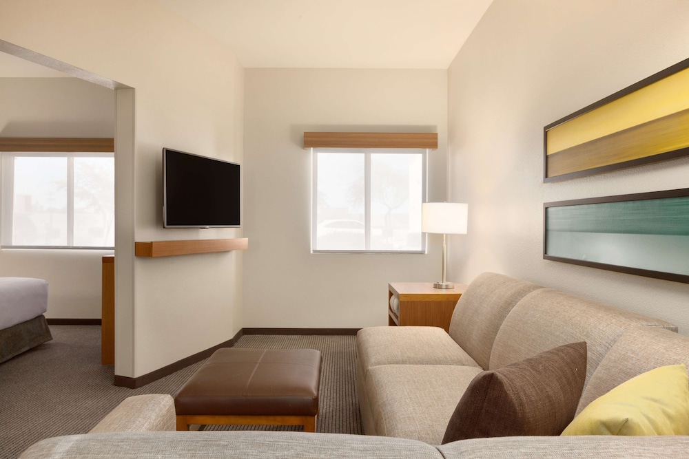 Hyatt Place Phoenix Chandler Fashion Center 45/68