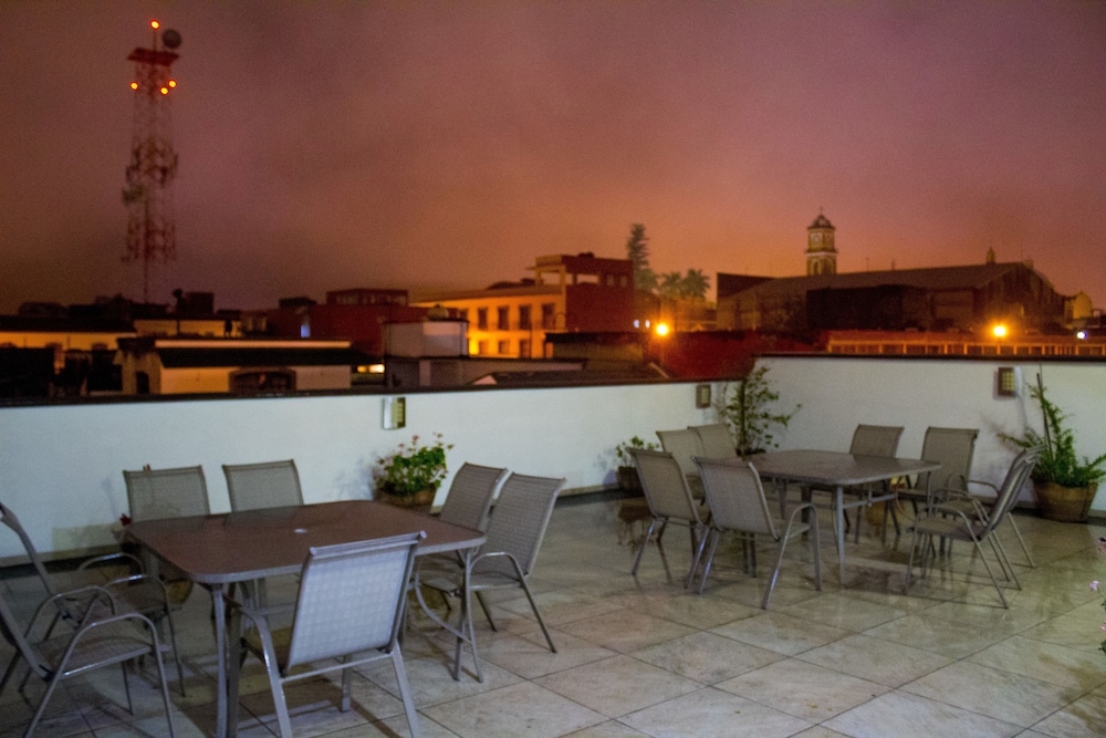Casa de la iaia Hotel 41/47