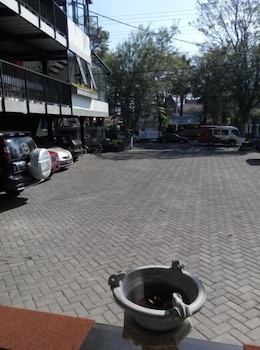 De Wahyu Hotel 23/25