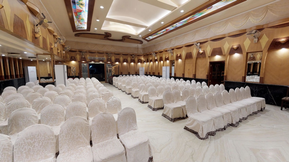 Pai Viceroy Jayanagar 29/34