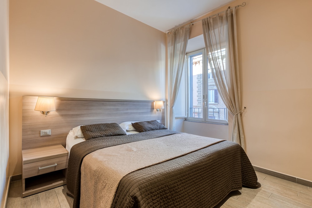 B B Le Suite Di Via Catone 63/69