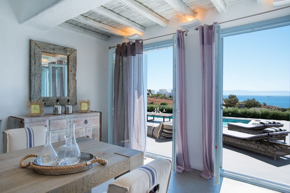 Aelia Paros Villas 10/50