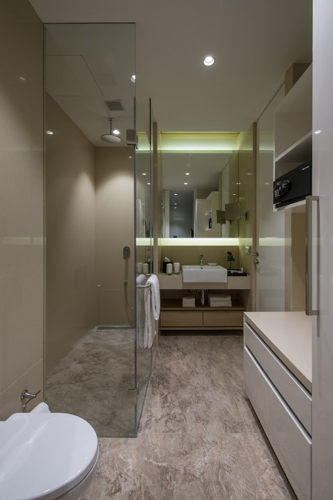 Eastin Residences Vadodara Apartment Hotel 35/35