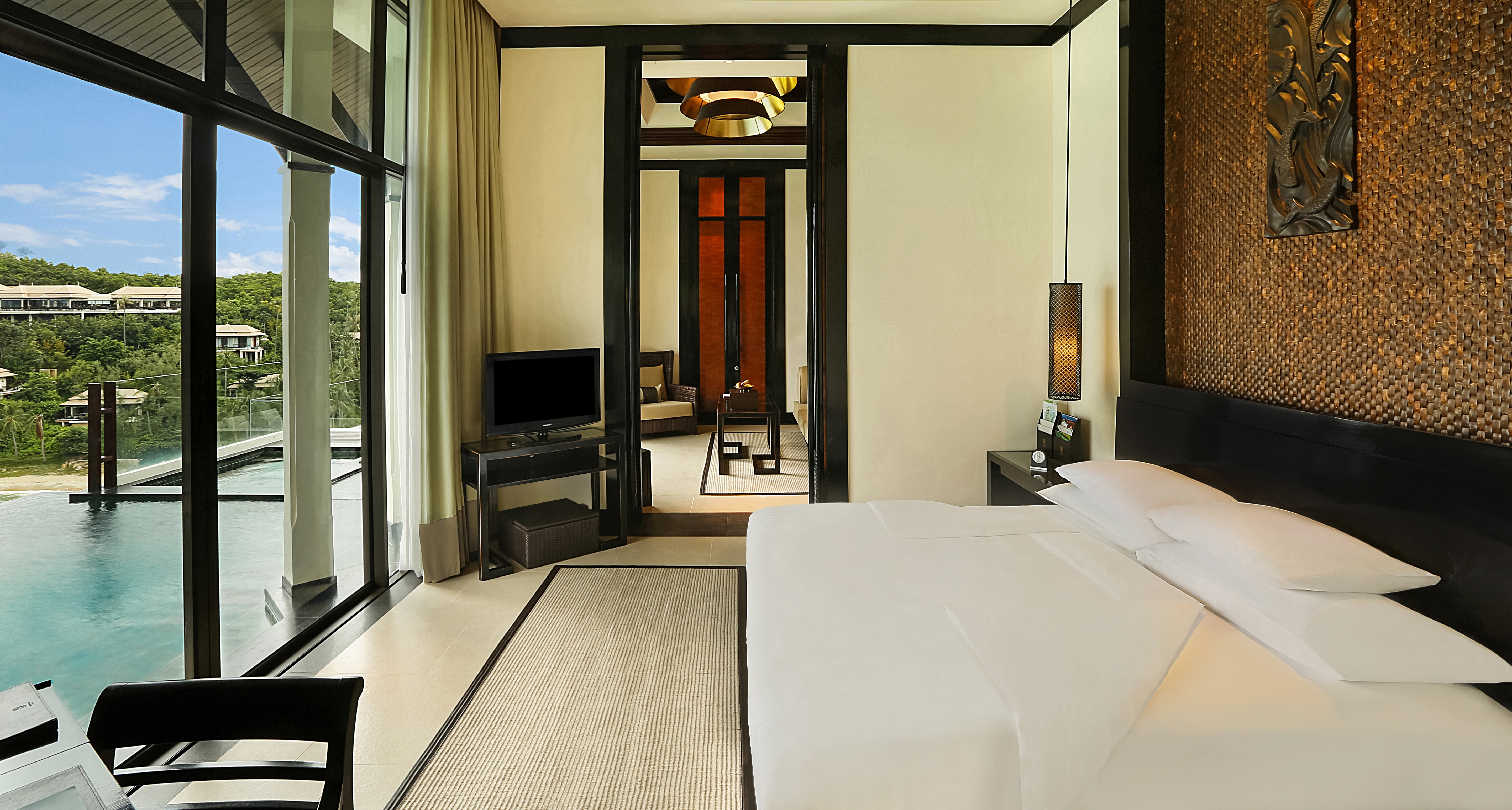 Royal, Pool, Banyan, Ocean