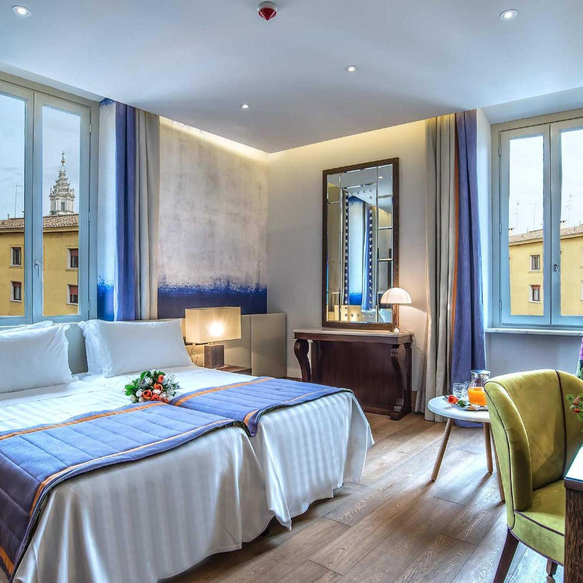 Deluxe, King Bed