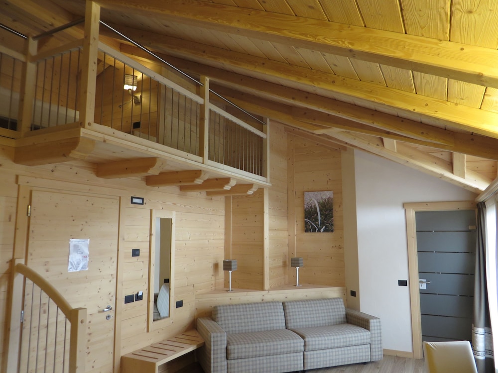 Ecohotel Chalet Des Alpes 16/45