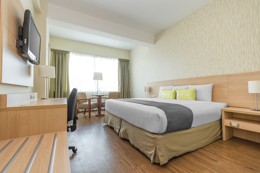 DEL PRADO HOTEL 16/48