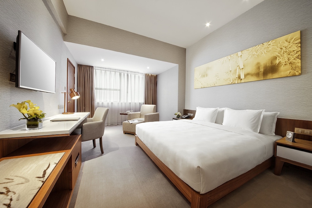 Superior, Suite, King Bed