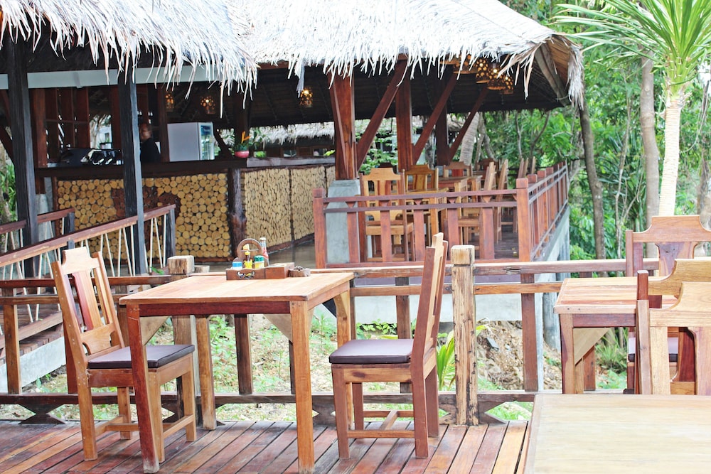 Phi Phi Phu Chalet Beach Resort 23/42