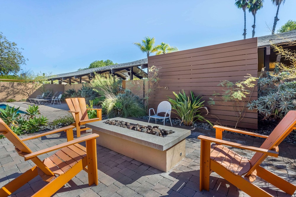 Carlton Oaks Lodge, Ascend Hotel Collection 5/71