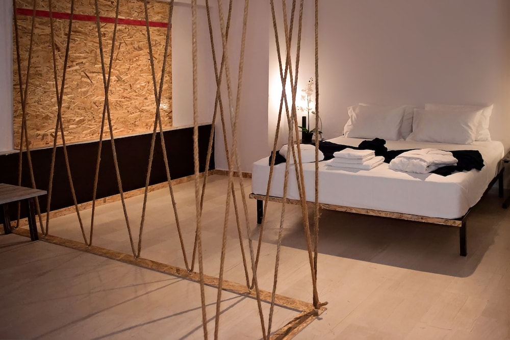 Piraeus Premium Suites 15/50